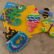 Deluxe Perler Bead Tray with Pegboard